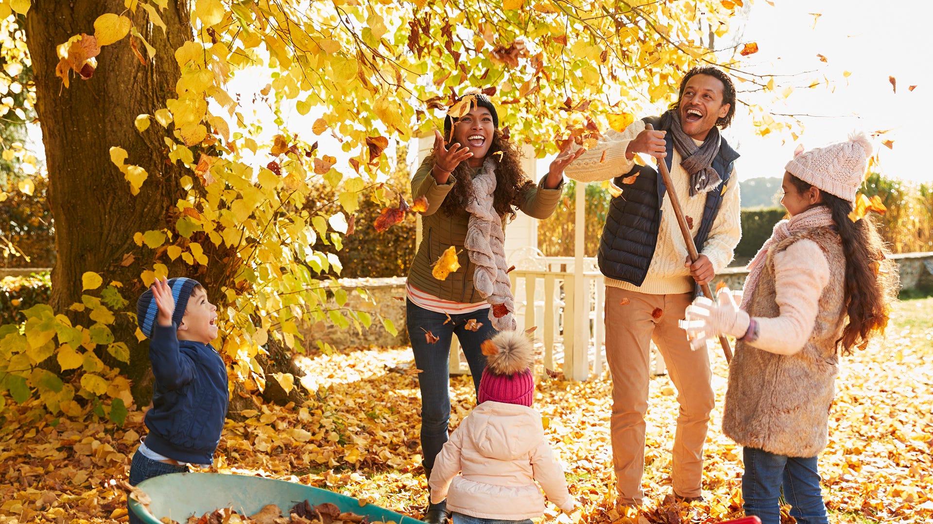 outdoor family in the fall